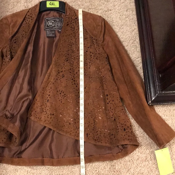 Chi by Carlos Falchi brown suede cut out - Picture 7 of 8